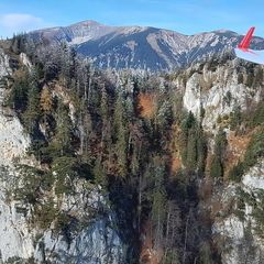 Flugwegposition um 12:07:18: Aufgenommen in der Nähe von Gemeinde Reichenau an der Rax, Österreich in 1276 Meter